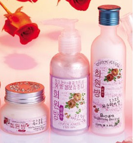 韩国姬媛坊玫瑰保湿洁面乳 深层清洁与美白补水的专业之选